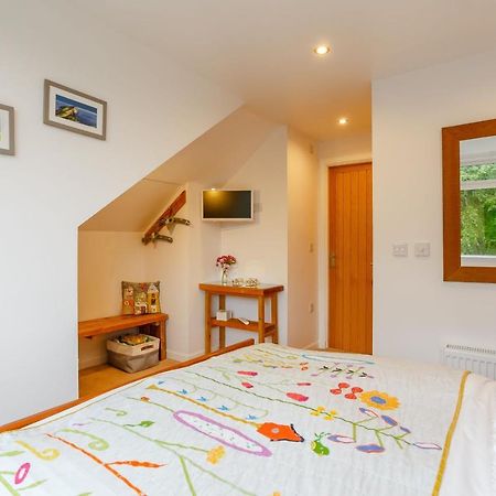 Urquhart Bay B&B Drumnadrochit Exteriör bild
